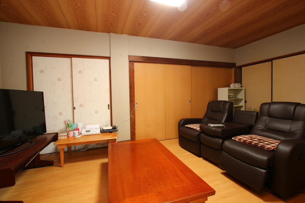Minsyuku Ibusuki Hotell Exteriör bild