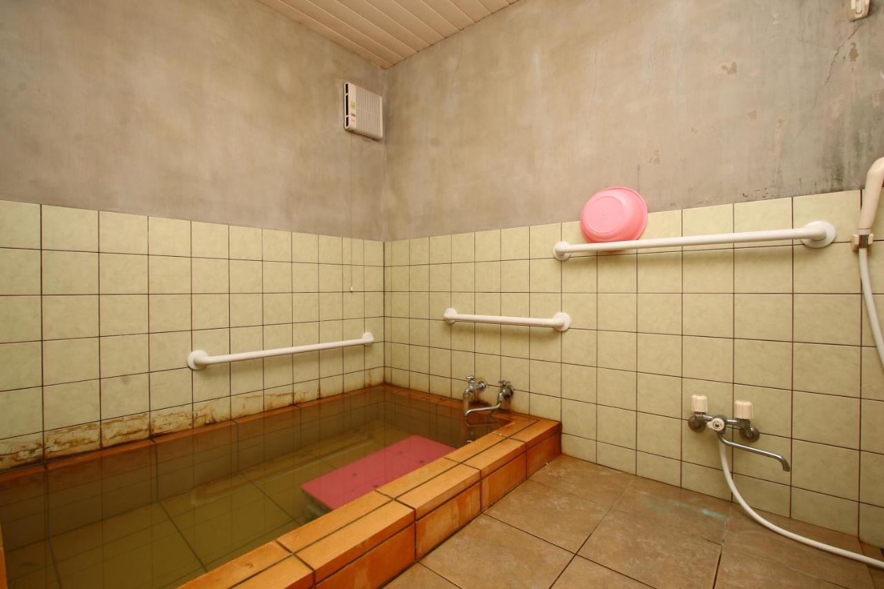 Minsyuku Ibusuki Hotell Exteriör bild